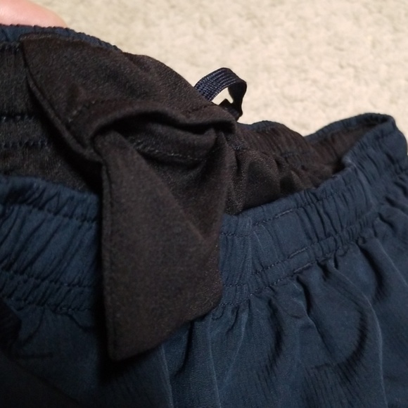 MIZUNO womens running shorts - Picture 5 of 7